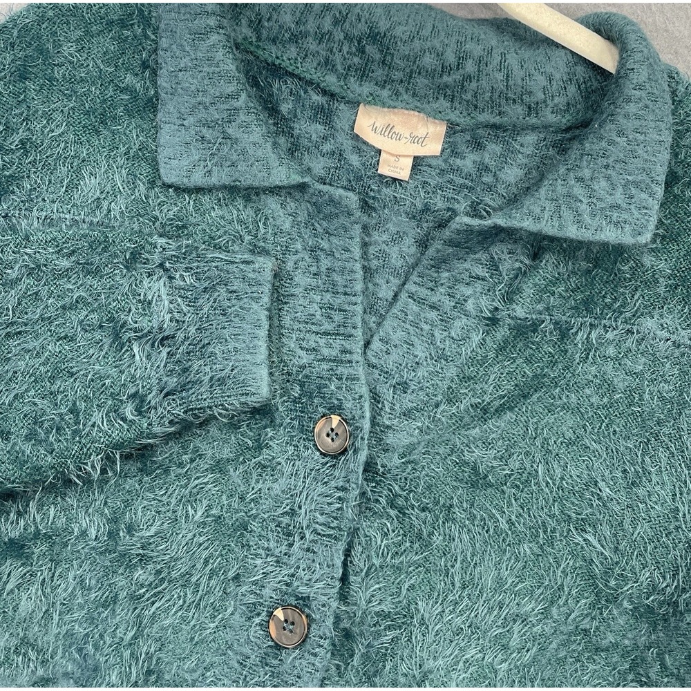 Willow & Root Women's Crop Button Up Sweater Sz Small L/S Collared Fuzzy Thick - Picture 1 of 8